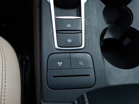 Used 2022 Ford Escape SEL w/ Technology Package FWD image 20