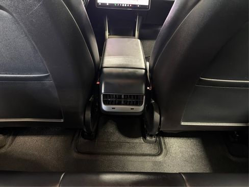 Used 2019 Tesla Model 3 Mid Range RWD image 24