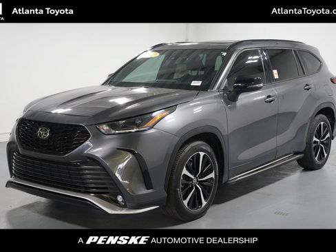 Used 2022 Toyota Highlander XSE FWD image 1