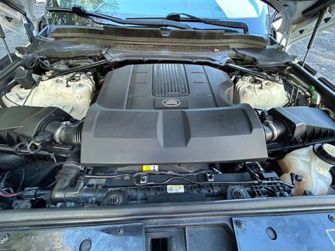 Used 2016 Land Rover Range Rover HSE image 43