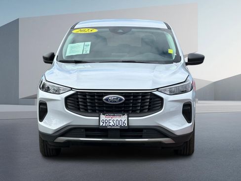 Used 2025 Ford Escape Active image 10