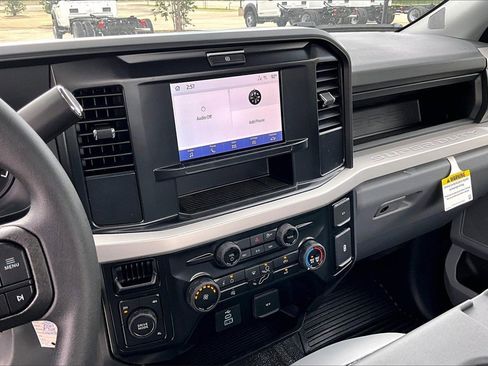 New 2025 Ford F350 XL AWD/4WD image 8