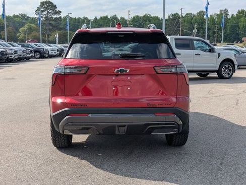 New 2026 Chevrolet Equinox ACTIV w/ Convenience Package III FWD image 4