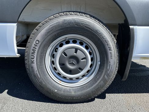 New 2026 Mercedes-Benz Sprinter 2500 image 28