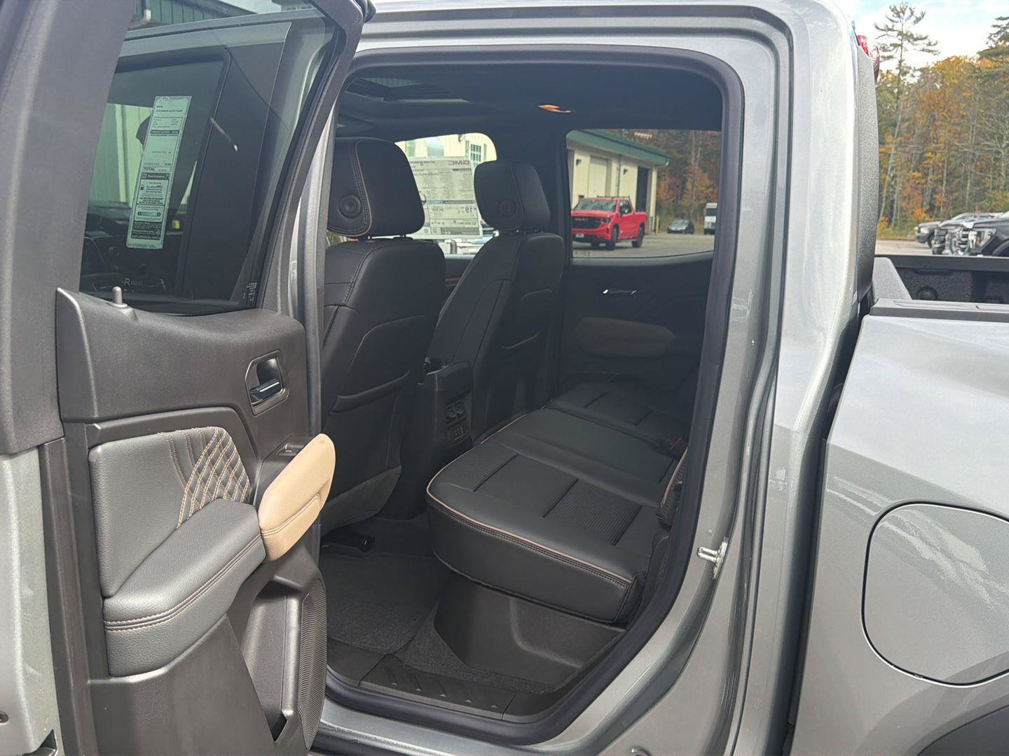 New 2026 GMC Canyon Denali AWD/4WD image 14