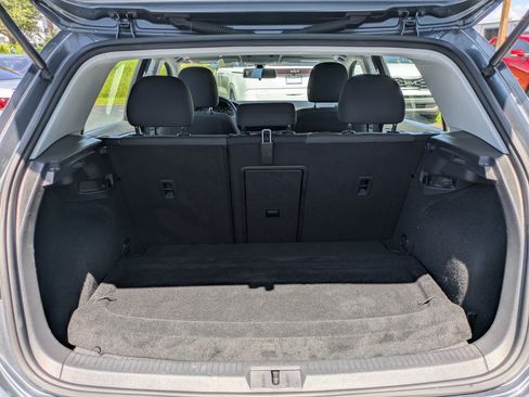 Used 2018 Volkswagen Golf S FWD image 9