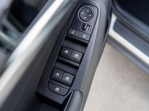 New 2026 Kia Seltos S image 16