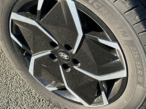 Certified 2024 Hyundai Ioniq 5 SEL image 4