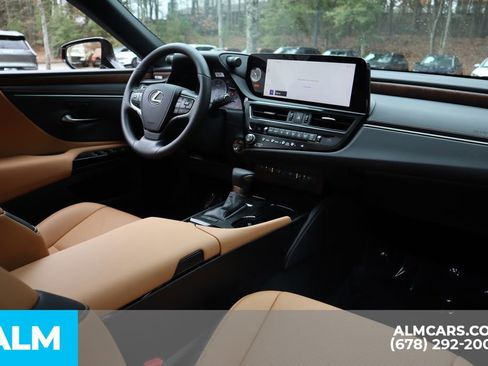 Used 2025 Lexus ES 350 w/ Premium Package image 28
