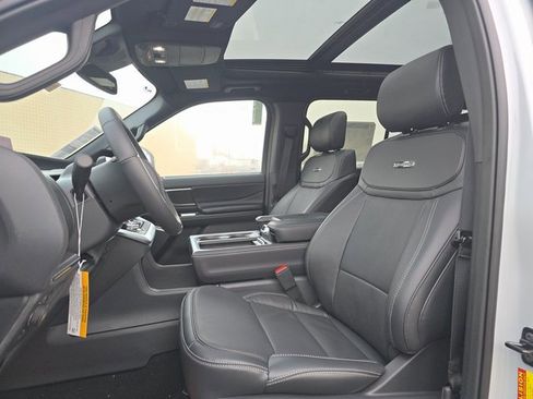 New 2025 Ford Expedition Max Platinum w/ Stealth Performance Package image 18