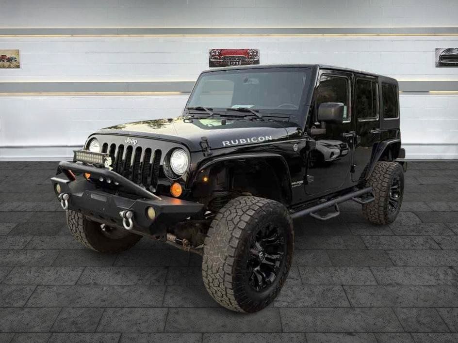 Used 2018 Jeep Wrangler Unlimited Rubicon w/ Cold Weather Group AWD/4WD image 3