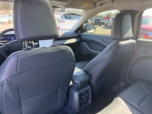 New 2026 Ford Mustang Mach-E Premium image 21