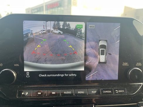 Certified 2023 Nissan Pathfinder Platinum w/ Lighting Package (N93) image 24