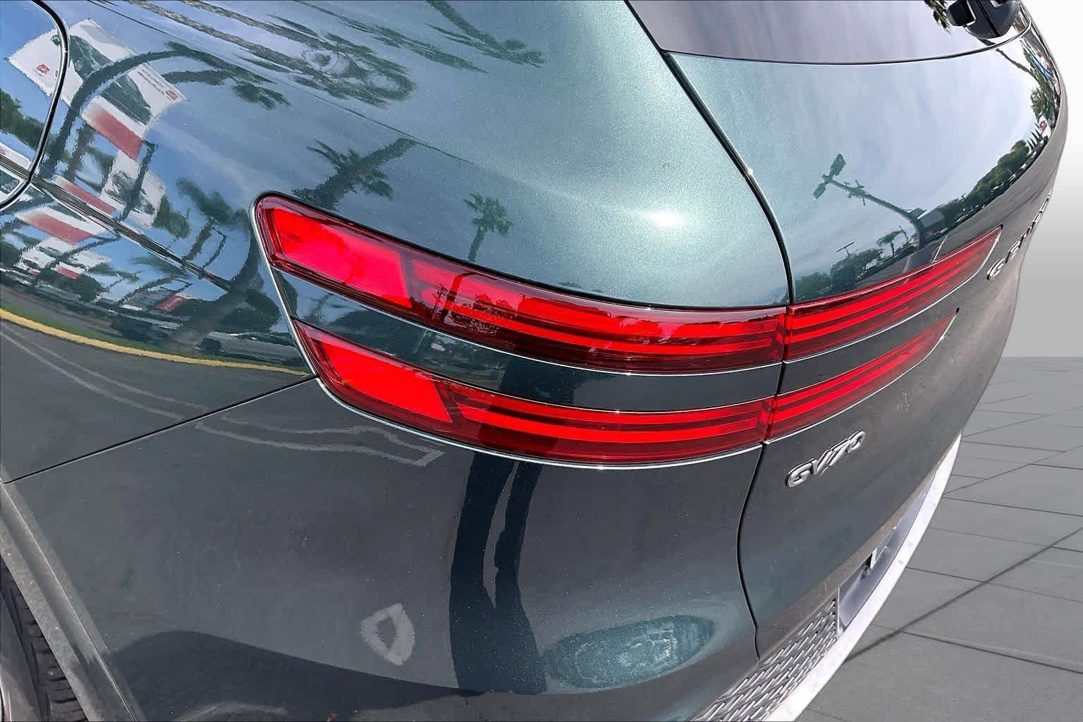 Used 2023 Genesis GV70 2.5T AWD/4WD image 28