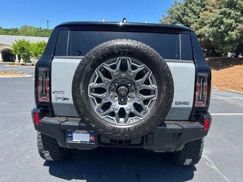 Used 2024 GMC Hummer EV 3X AWD/4WD image 24