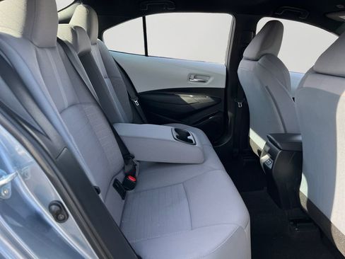 Used 2024 Toyota Corolla SE image 8