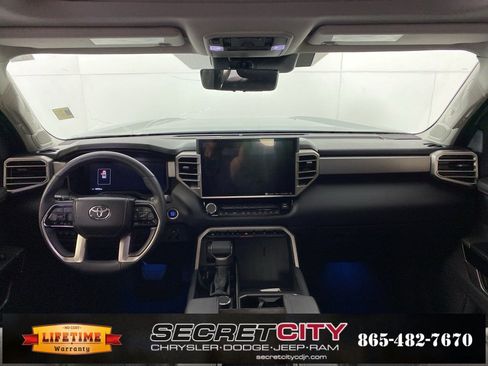 Used 2024 Toyota Tundra Limited image 29