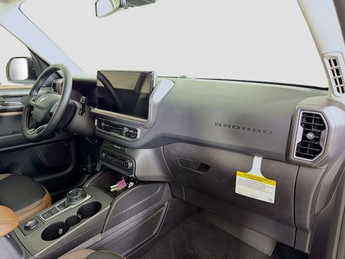 New 2025 Ford Bronco Sport Outer Banks w/ Outer Banks Tech Package+ image 29