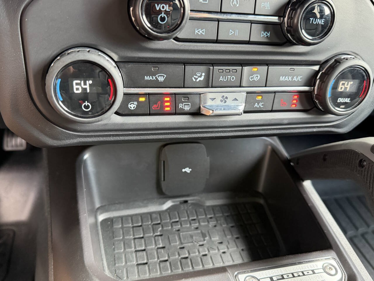 Used 2024 Ford Bronco Outer Banks AWD/4WD image 30