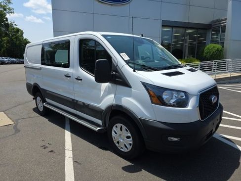 Used 2025 Ford Transit 250 Low Roof w/ Exterior Upgrade Package RWD image 12