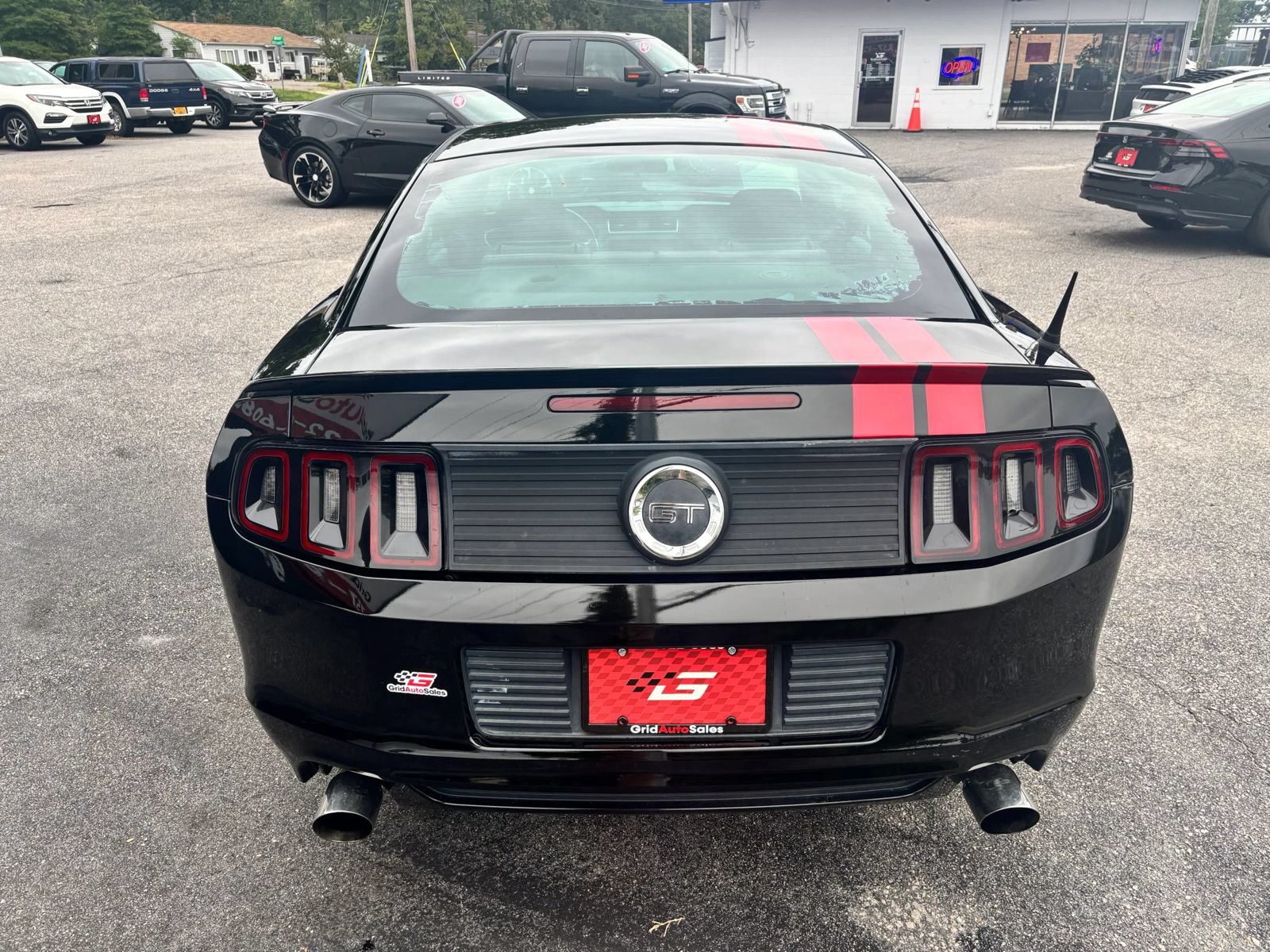 Used 2013 Ford Mustang GT RWD image 4