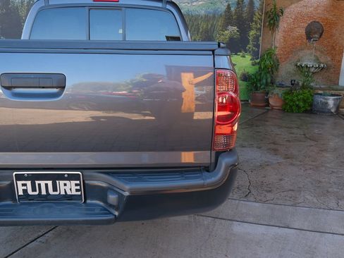 Used 2013 Toyota Tacoma 2WD Double Cab w/ Convenience Pkg image 41
