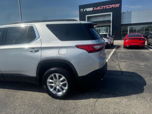 Used 2020 Chevrolet Traverse LT w/ LPO, Floor Liner Package image 7