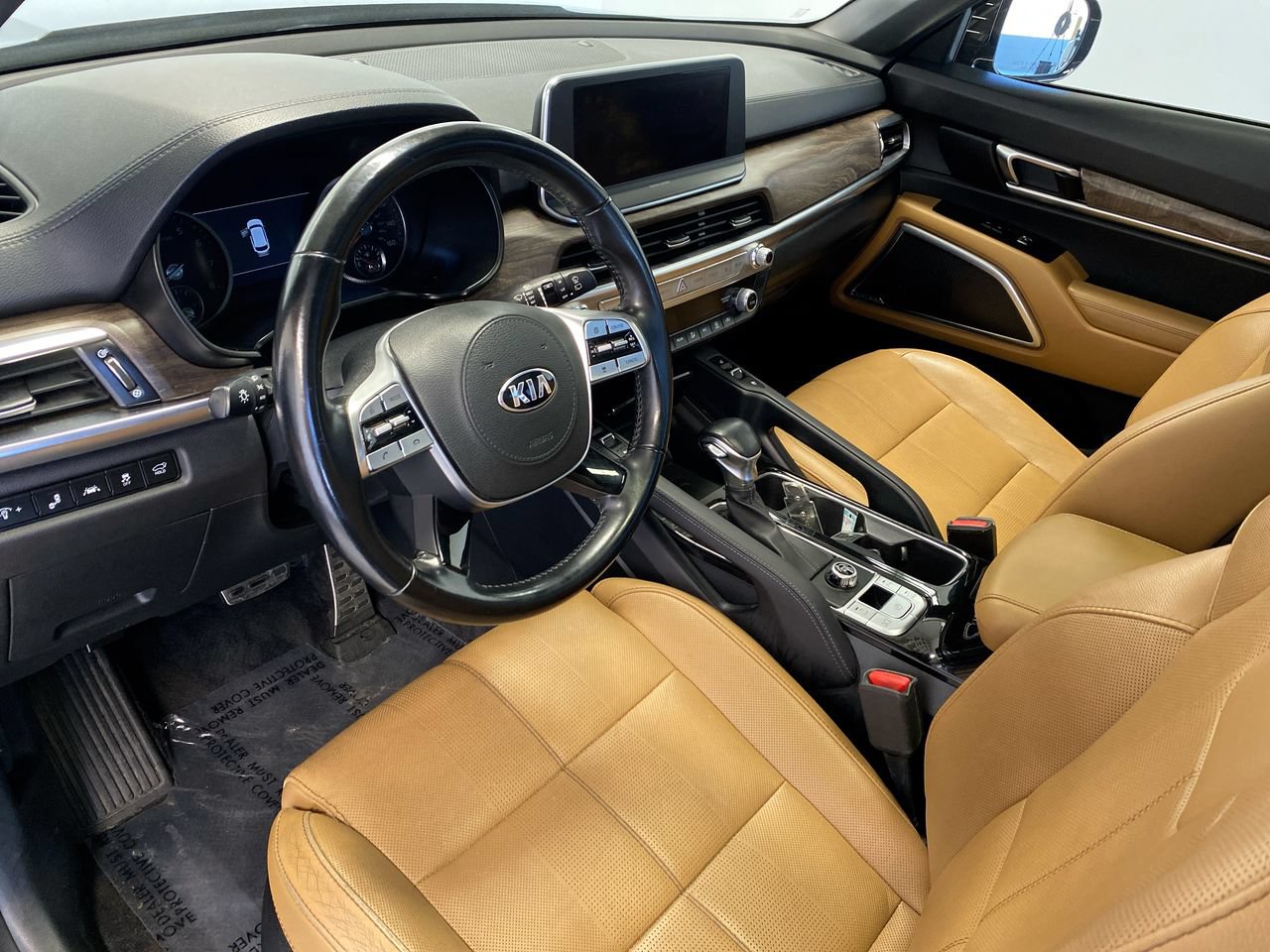 Used 2020 Kia Telluride SX w/ Towing Package FWD image 21