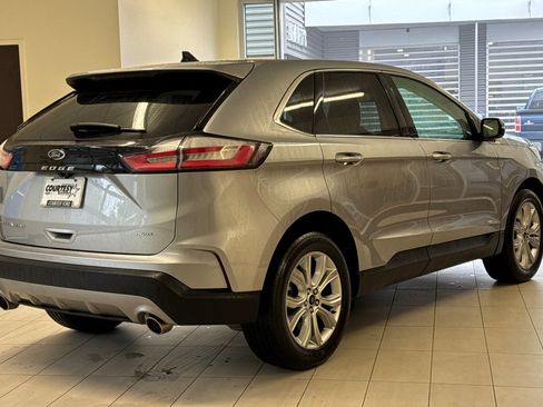 Used 2023 Ford Edge Titanium w/ Equipment Group 301A image 4