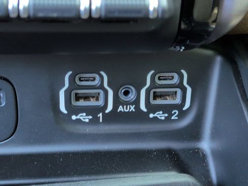 Used 2019 RAM 1500 Limited RWD image 23