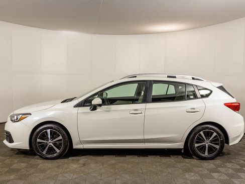 Used 2023 Subaru Impreza 2.0i Premium AWD/4WD image 16