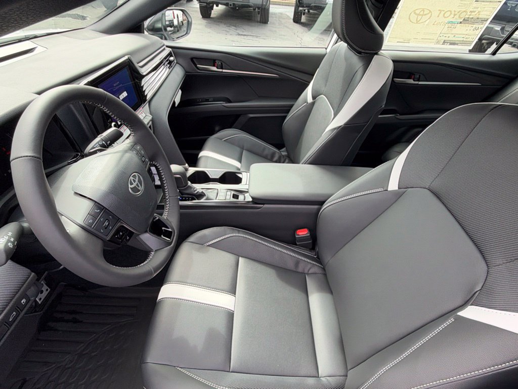 New 2026 Toyota Camry Hybrid w/ Preferred Package 1 (TMS) FWD image 19