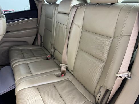 Used 2019 Jeep Grand Cherokee Limited w/ Luxury Group II AWD/4WD image 39
