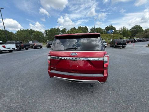 Used 2019 Ford Expedition Limited w/ Equipment Group 302A RWD image 15