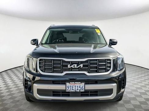 Certified 2025 Kia Telluride S image 3