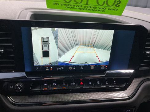 Used 2025 Chevrolet Silverado 1500 ZR2 w/ Technology Package image 21