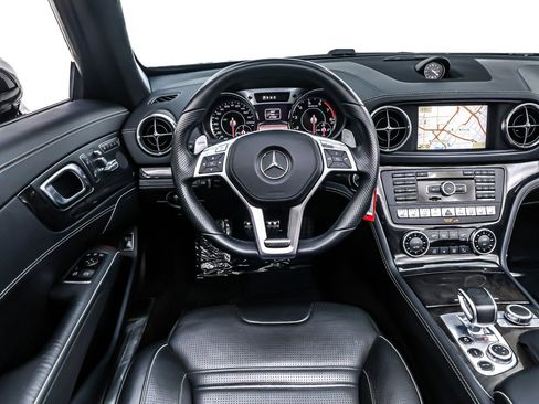 Used 2013 Mercedes-Benz SL 63 AMG w/ Premium Pkg image 5