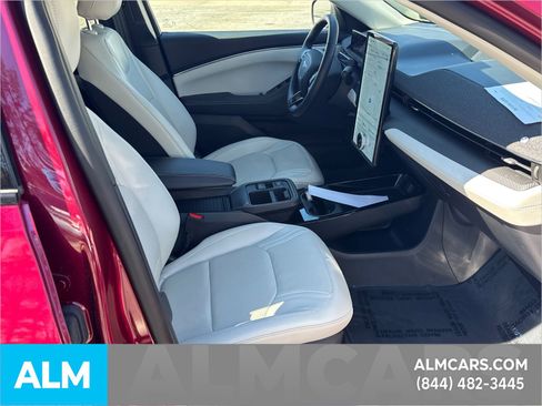 Certified 2025 Ford Mustang Mach-E Premium image 16
