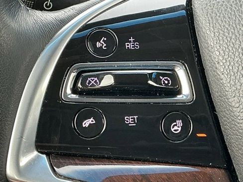 Used 2016 Cadillac XTS Luxury image 15