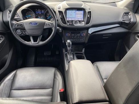 Used 2019 Ford Escape Titanium image 6