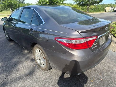Used 2017 Toyota Camry SE FWD image 7