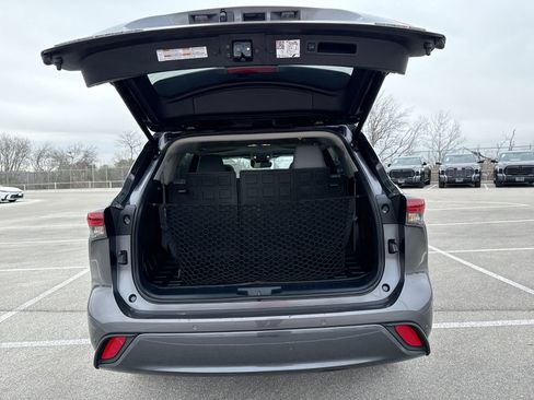 Used 2024 Toyota Highlander Limited image 27