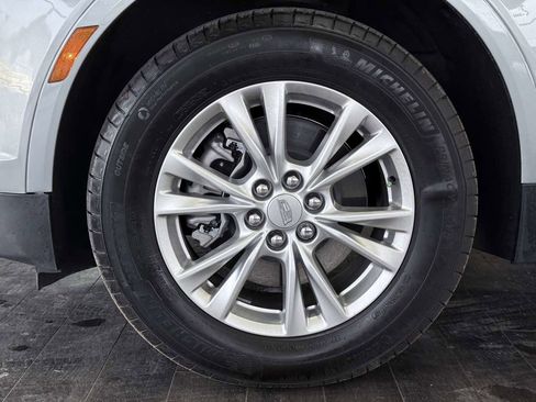 Used 2025 Cadillac XT5 Luxury w/ LPO, Floor Liner Package image 36