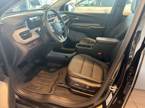 New 2027 Chevrolet Bolt RS w/ Technology Package FWD image 6
