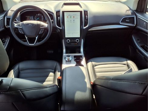 Used 2023 Ford Edge SEL w/ Convenience Package image 12