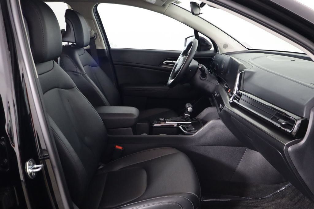 Used 2024 Kia Sportage EX FWD image 17
