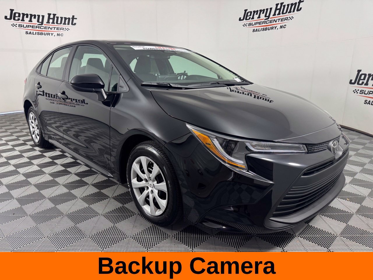 Used 2026 Toyota Corolla LE FWD image 6