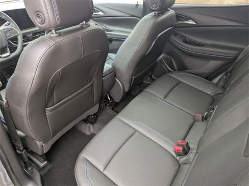 Used 2025 Buick Encore GX Sport Touring w/ Experience Buick Package image 22