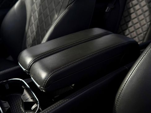 Used 2017 Bentley Continental GT image 48