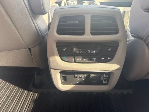 Used 2019 Honda Pilot Elite image 28